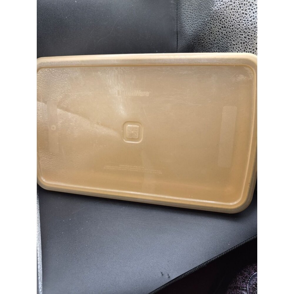 Vintage LittonWare Beige Speckled Microwave & Oven Dish With Lid 13"x8"x2"